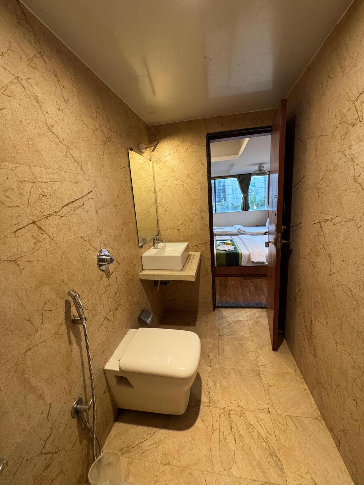 Hotel Aflon Midc Andheri East มุมไบ ภายนอก รูปภาพ